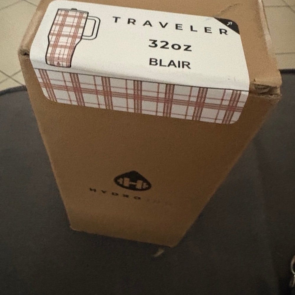 HydroJug Traveler 32oz Blair - Brown and White